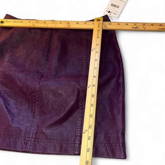 NWT Free People Femme Vegan Leather Skirt Size 6 - Picture 7 of 8